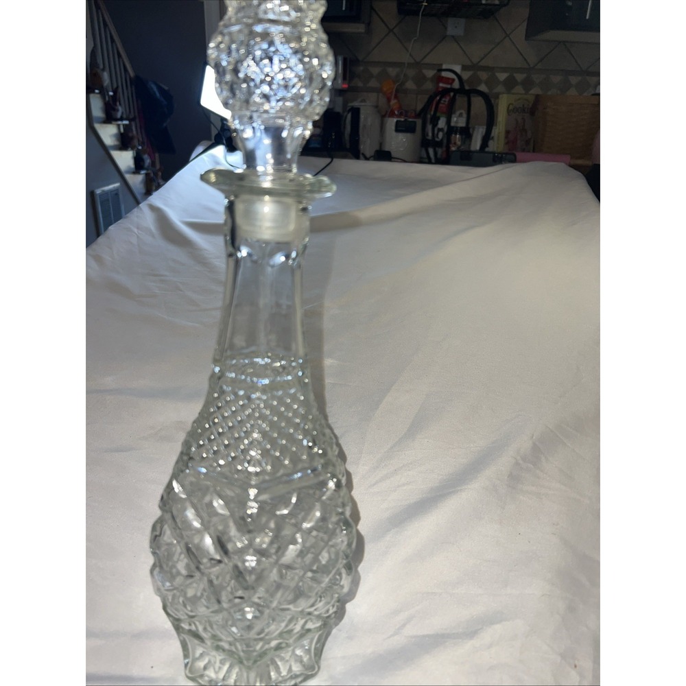 Vintage Anchor Hocking 32oz Glass‎ Wexford Pattern Decanter Bottle & Stopper